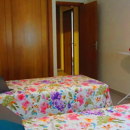 Patio Da Aldeia * Armacao de Pera