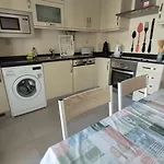 아파트 Patio Da Aldeia Armação de Pêra
