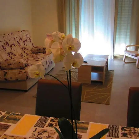 Patio Da Aldeia * Armação de Pêra